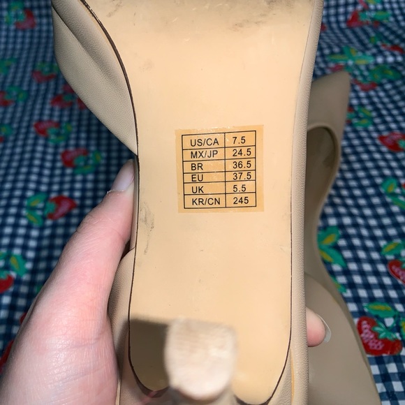 👠Forever 21 size 7.5 nude heel👠 - Picture 2 of 6
